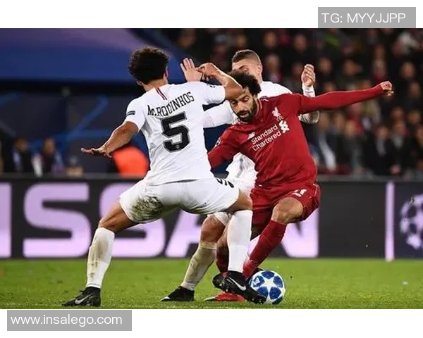 利物浦与爱华顿激战正酣精彩直播全程回顾与分析